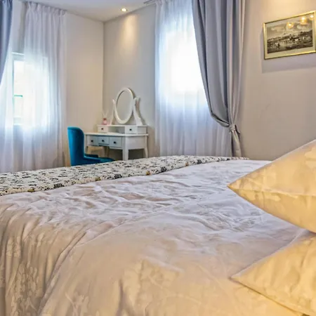 Beautiful In With Outdoor Swimming Pool Holiday home Gornji Muc